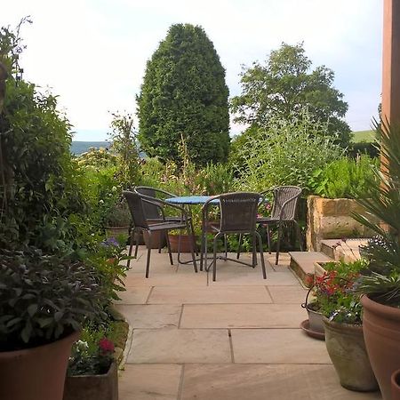 روبن هودز باي Thorpe Green House Vegetarian Bed & Breakfast المظهر الخارجي الصورة